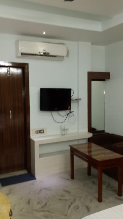 Rupasi Bangla Hotel